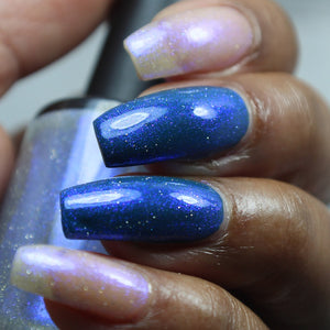 Magic Lantern - Reflective Glitter w/ Blue/Indigo/Violet Shimmer
